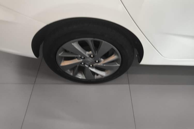 Used CHANGAN Eado DT 2018 1.6L Manual Comfort Model Right Rear Wheel Hub
