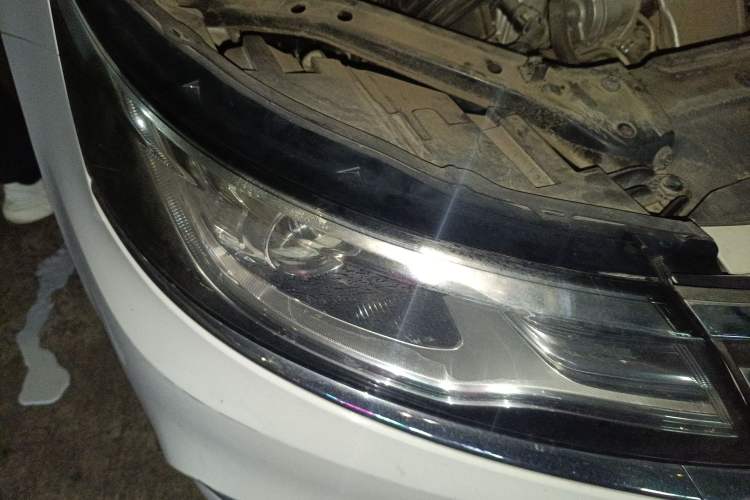 Used Roewe i6 New Energy 2017 45T Hybrid Connect & Smart Enjoyment Edition
