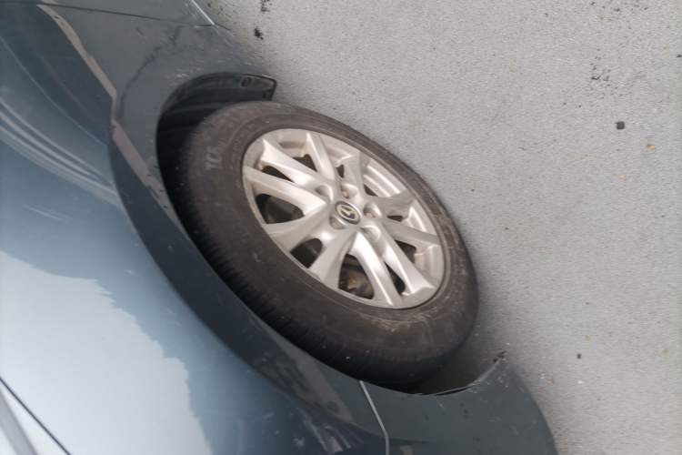 Used Mazda Mazda 3 Axela 2014 Sedan 1.5L Automatic Comfort Model
