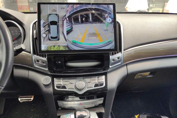 Used Haval H9 2015 2.0T Four-Wheel Drive Luxury 7-Seater
