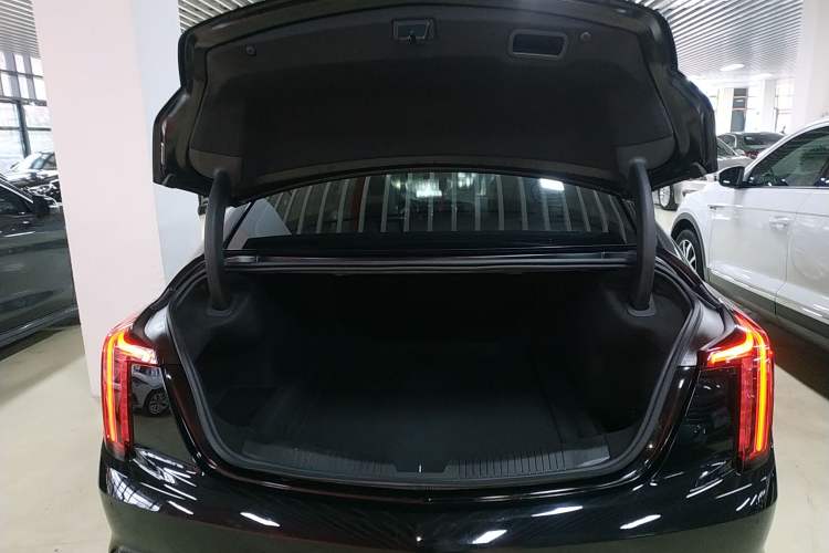 Used Cadillac CT5 2021 Revised 28T Luxury Version