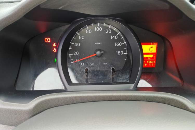 Used Nissan NV200 2016 Revised Version 1.6L CVT Luxury Edition