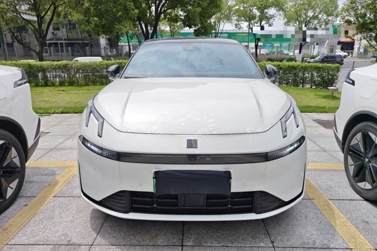 Used Lynk & Co 07 2024 EM-P 126 Long-Range Pro Front