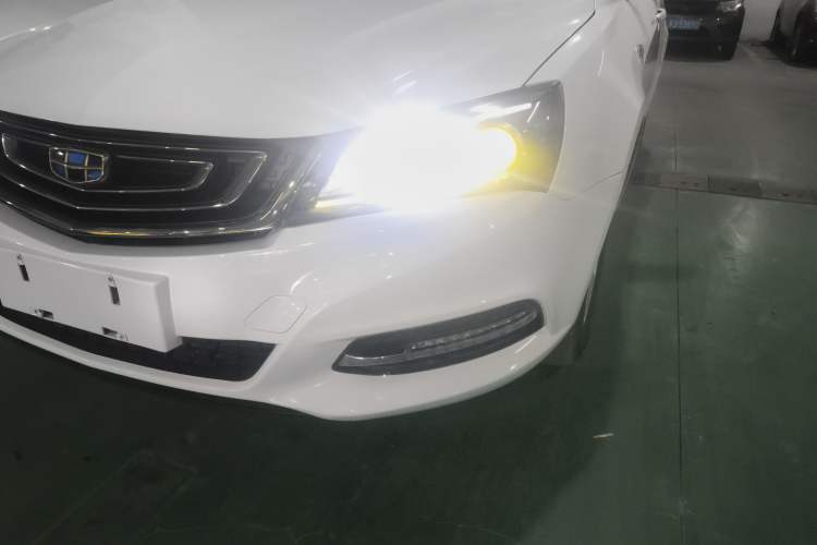 Used Geely Auto Emgrand 2017 Sedan Million Edition 1.5L Manual Luxury Model