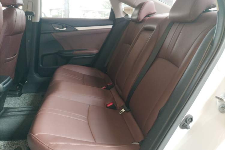 Used Honda Civic 2019 220TURBO CVT Dynamic Edition China VI Emission Standard Left Rear Seat