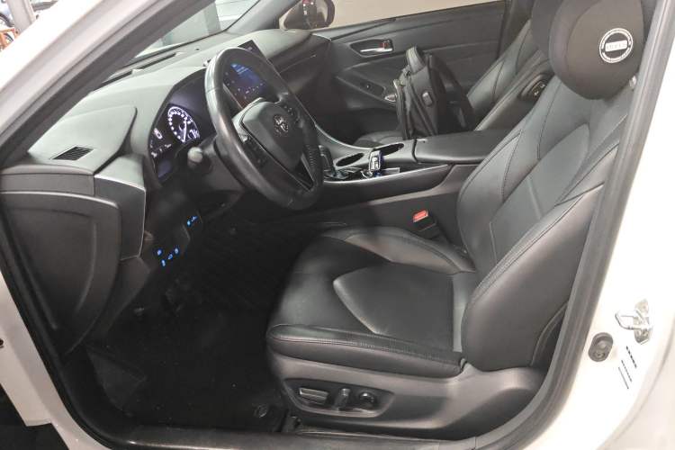 Used Toyota Avalon 2023 Dual-Engine 2.5L Luxury Edition Left Front Seat