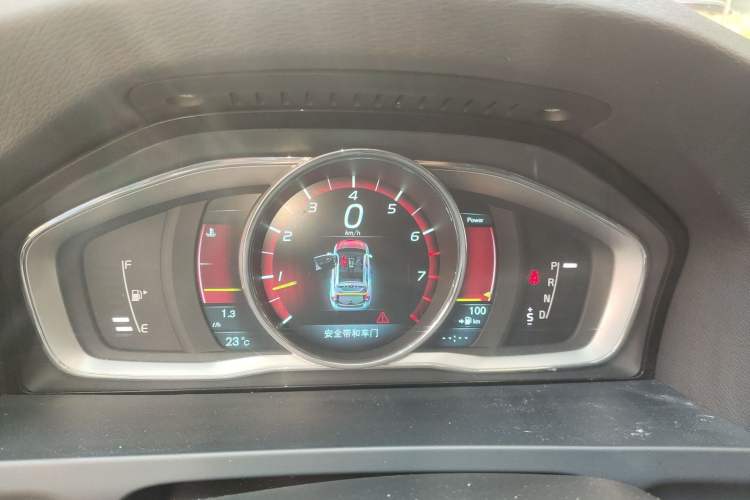 Used Volvo V60 2014 T5 Personalized Sport Edition Instrument Cluster