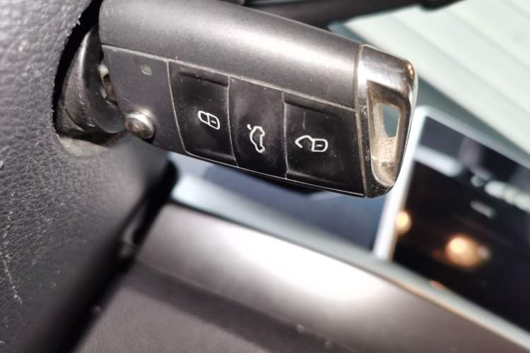 Used Volkswagen Lavida 2024 1.5L Automatic DeYi Edition Vehicle Key