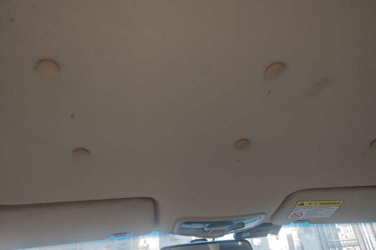 Used Roewe 350 2014 1.5L Manual Xunchi Edition
