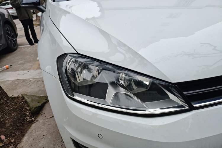 Used Volkswagen Golf 2017 230TSI Automatic Luxury Million-Vehicle Commemorative Edition
