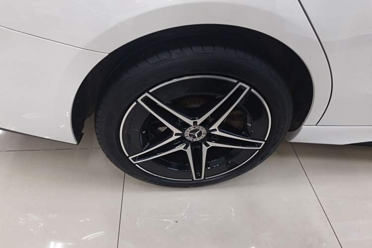 Used Mercedes-Benz C-Class 2023 Second Facelift C 260 L Starry Night Sports Edition