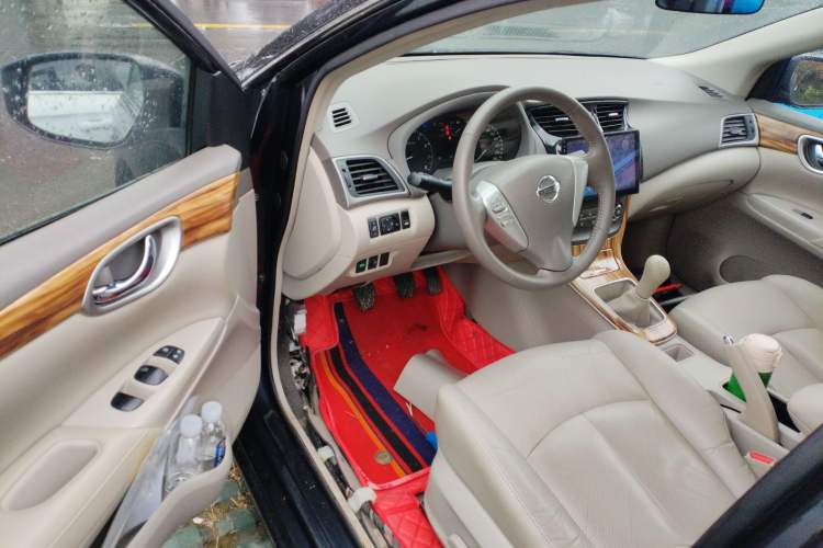 Used Nissan Sylphy 2012 1.6 XL Manual Luxury Edition Driver Seat