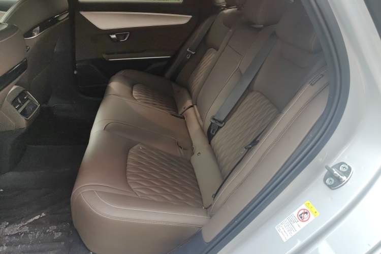 Used BYD Han 2024 EV Glory Edition 506KM Front-Wheel-Drive Premium Model Left Rear Seat