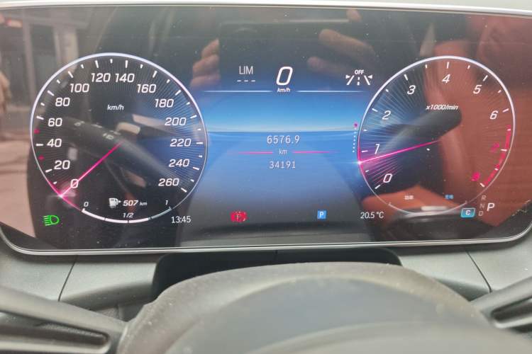 Used Mercedes-Benz GLC 2023 GLC 300 L 4MATIC Dynamic Edition 5-seater