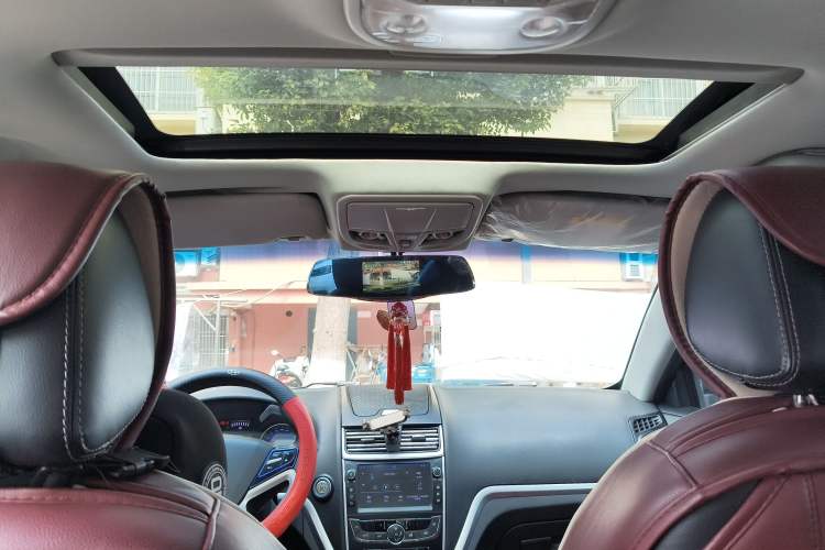 Used Geely Auto Emgrand 2016 Sedan 1.5L CVT Upward Version
