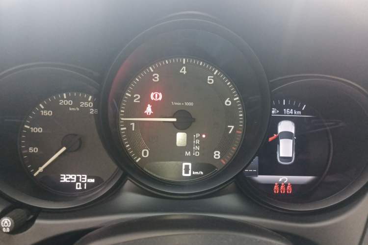 Used Porsche Macan 2023 Macan 2.0T Instrument Cluster