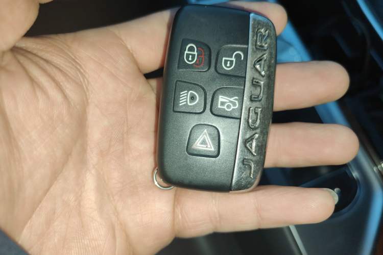 Used Jaguar XF 2015 XF 2.0T Luxury Edition