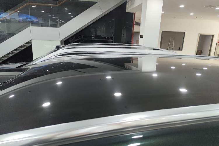 Used Hima AITO M8 2025 Extended-Range Ultra Version 53.4 kWh 6-Seater Edition
