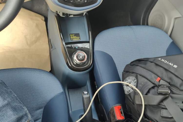 Used CHANGAN Benni E-Star 2021 National Edition Colorful Version Lithium Iron Phosphate (31.86 kWh)
