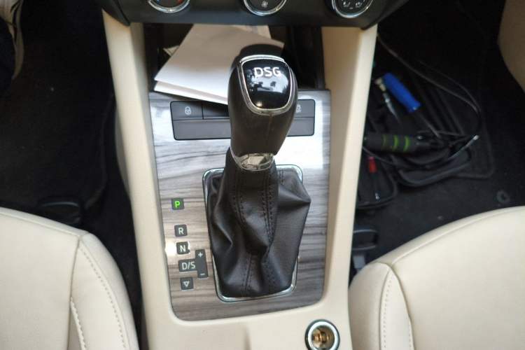 Used Skoda Octavia 2015 1.4TSI DSG Yijun Edition
