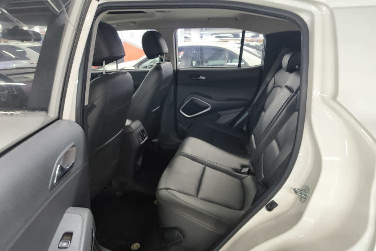Used Hyundai ix35 2019 2.0L Automatic 2WD Zhiyong·Changxiang Edition China V Standard Left Rear Seat