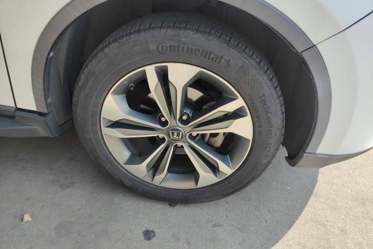 Used Luxgen U6 SUV 2014 2.0T ZhiZun Model