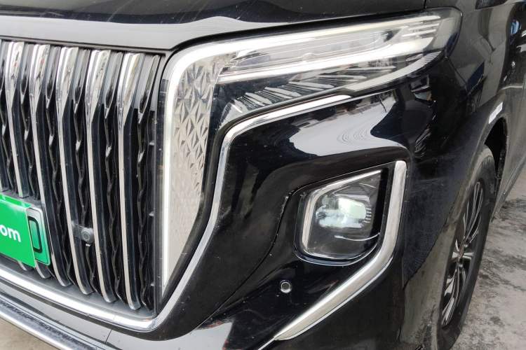 Used Hongqi HQ9 PHEV 2024 2.0T Four-Wheel Drive Luxury Edition Left Front Headlight