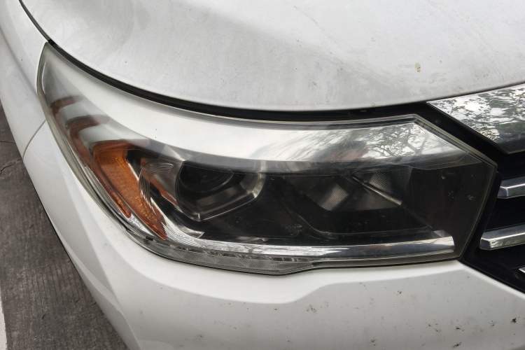 Used GAC Trumpchi GS4 2017 235T Manual Two-Wheel Drive Luxury Edition
