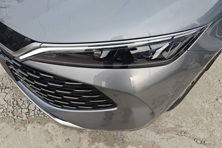 Used BYD Qin L 2025 DM-i Smart Drive 80KM Leading Model