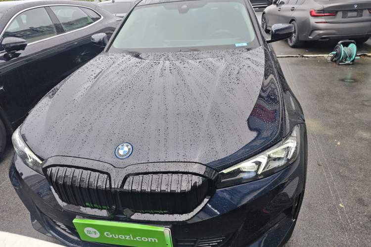 Used BMW i3 2024 eDrive 35 L Front