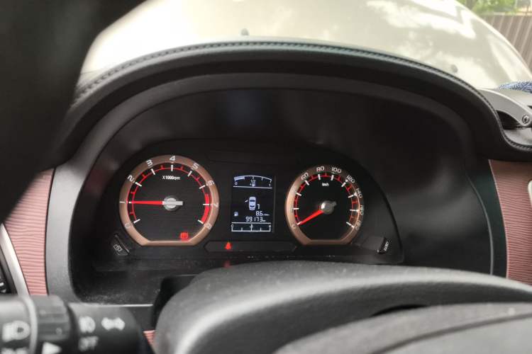 Used FORTHING Lingzhi 2018 M5L 2.0L 7-Seater Comfort Model Instrument Cluster