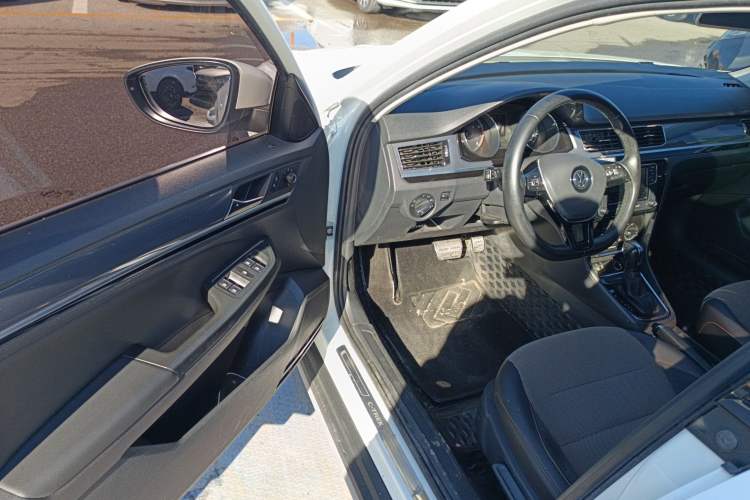 Used Volkswagen C-TREK 2020 1.5L Automatic Comfort Model