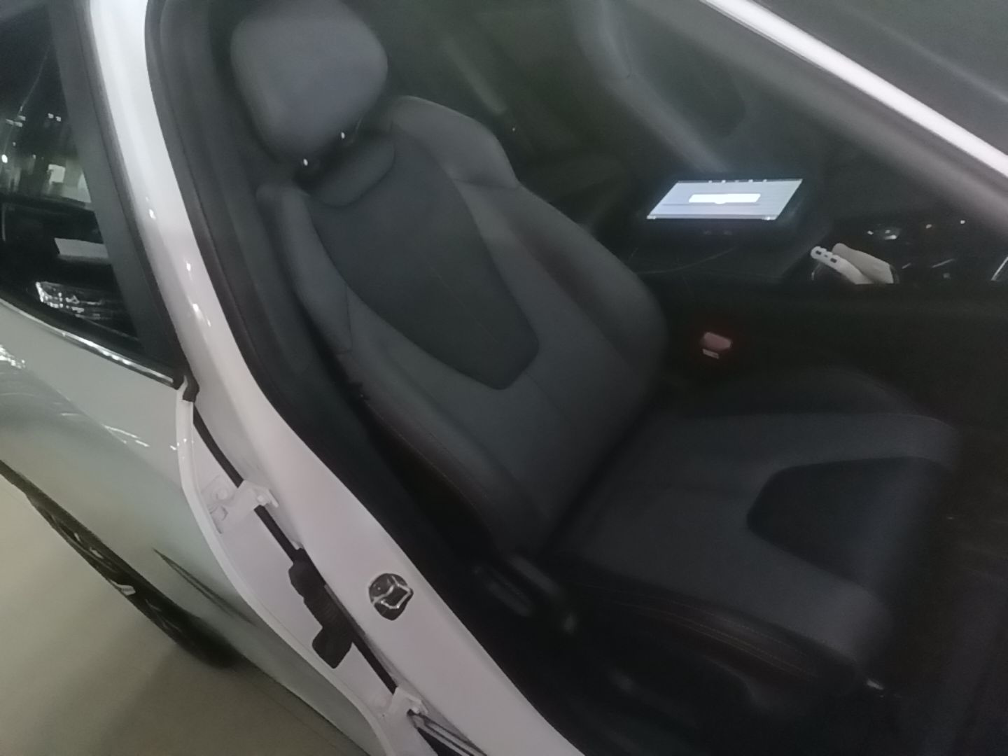 Geely Auto Emgrand X7 Sport 2023 Boyue COOL 1.5TD Smart Connect+ — снимка 19