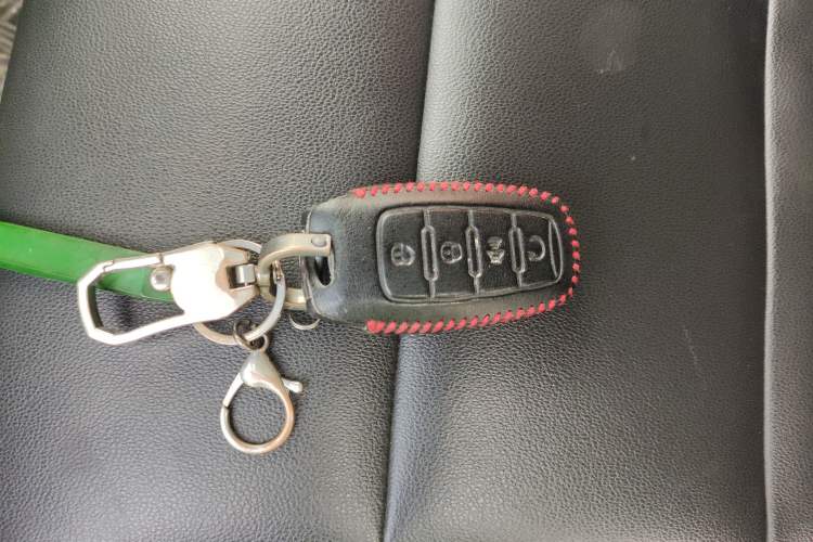 Used Great Wall Poer 2019 2.0T Commercial Version Manual Diesel 4x4 Elite Long-Box GW4D20M
