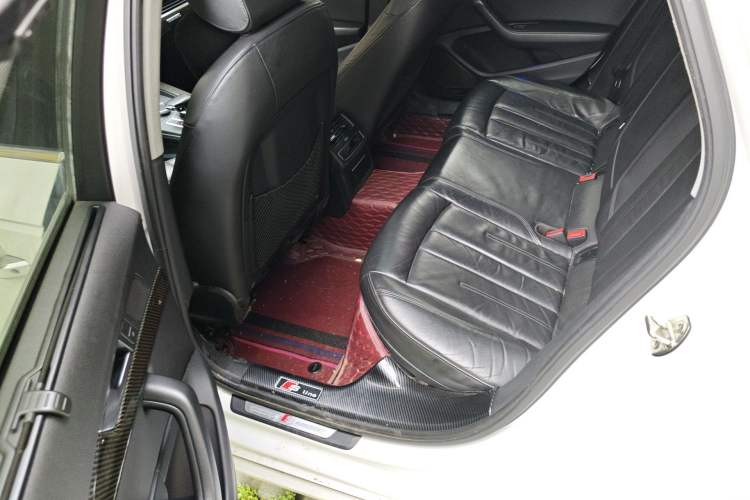 Used Audi A4L 2019 40 TFSI Fashion Version China V Left Rear Seat