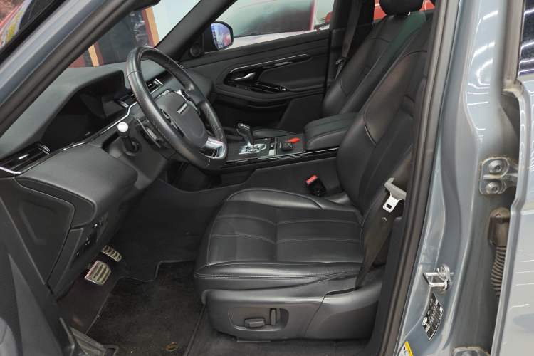 Used Land Rover Range Rover Evoque 2020 249 PS R-DYNAMIC S Sport Edition
