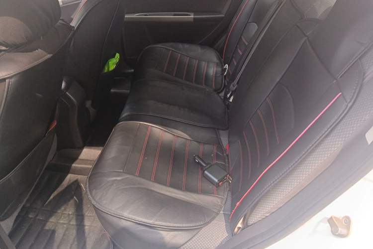 Used Dongfeng Aeolus S30 2014 1.5L Manual Gratitude Edition Left Rear Seat