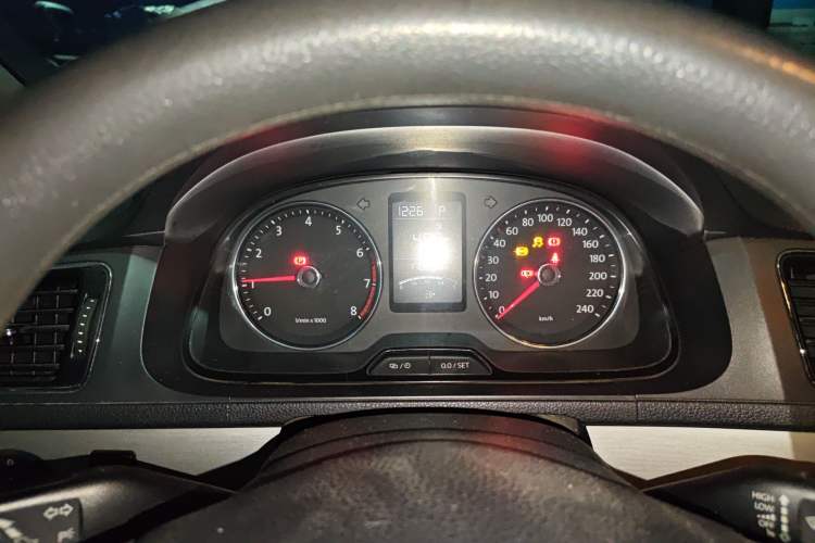 Used Volkswagen Lavida 2013 1.6L Automatic Comfort Edition
