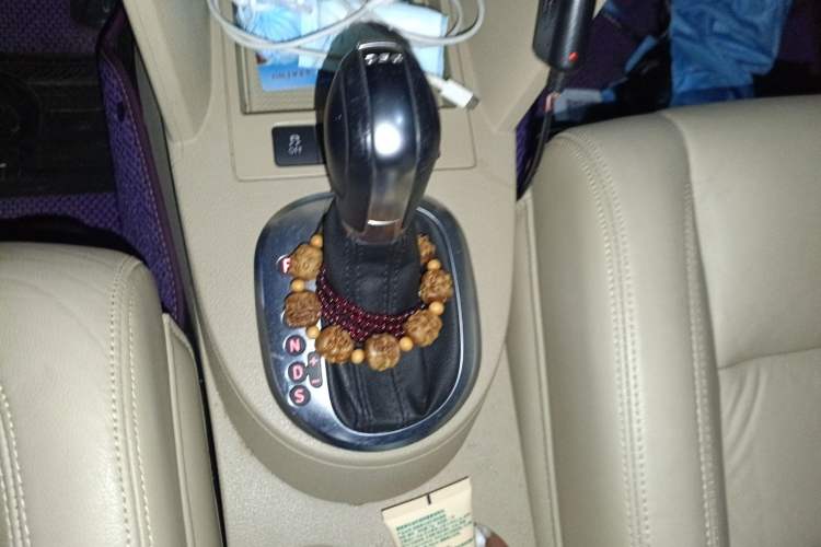 Used Volkswagen Touran 2015 1.4T DSG Comfort Edition 5 Seats Gear Lever