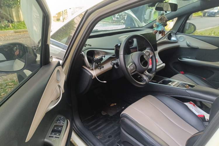 Used BYD Dolphin 2023 420 km Fashion Edition Driver Seat