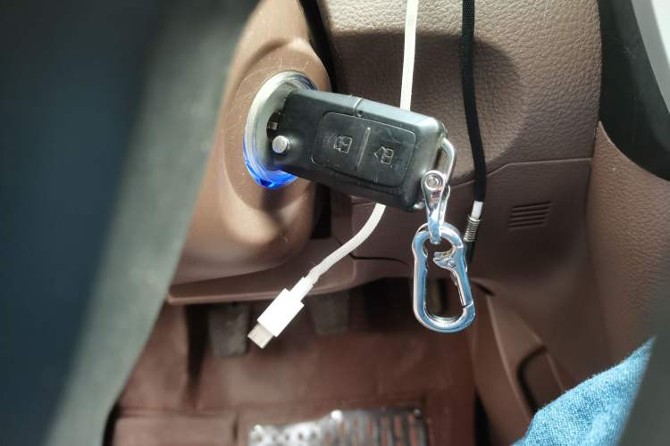 Used Zotye Z300 2014 1.5L Urban Edition Manual Luxury Model
