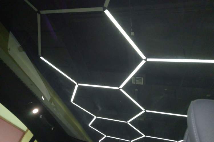 Used Xiaomi Auto YU7 2025 Ultra-Long Range Rear-Wheel Drive Version
