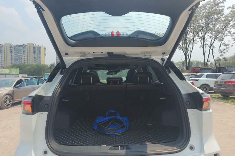 Used CHANGAN NEVO Q05 2025 Truly Delicious Version 125 Deluxe Edition Trunk