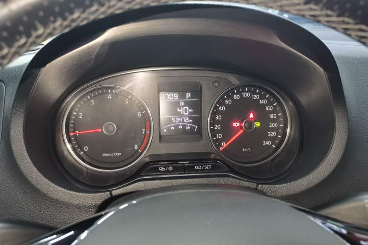 Used Volkswagen Polo 2014 1.6L Cross Polo Automatic Instrument Cluster