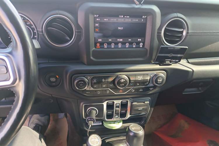 Used Jeep Wrangler 2021 2.0T Sahara Four-Door Edition