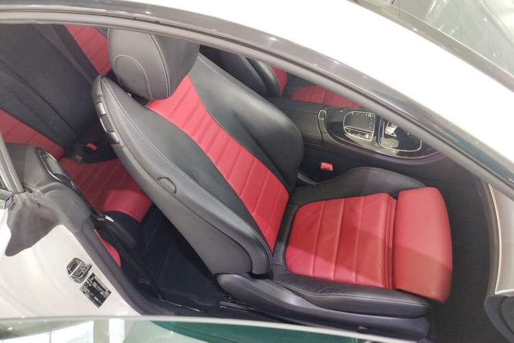 Used Mercedes-Benz E-Class 2020 E 260 4MATIC Coupe
