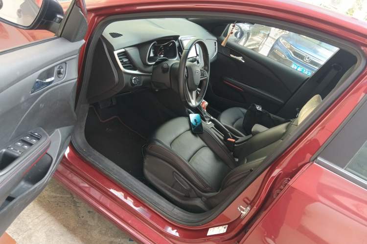 Used Chevrolet Monza 2019 RS 330T Automatic Comfort Edition China VI Standard Driver Seat