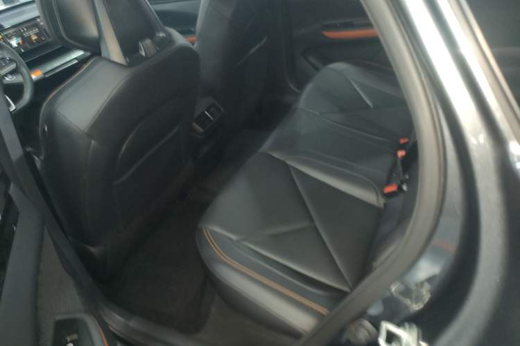 Used Changan UNI-V iDD 2023 ZhiDian iDD 1.5T 113km ZhiKu Model
