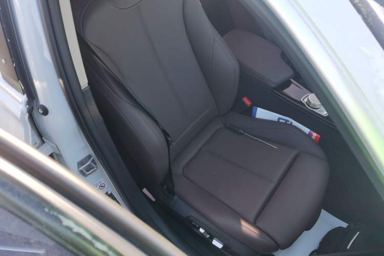 Used BMW 3 Series 2018 320Li xDrive Fashion Model
