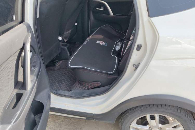 Used CHANGAN CX20 2014 1.4L Manual Sport Version China IV Standard
